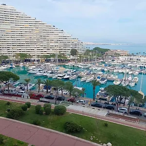  Appartement Grand Vue à Marina Baie Des Anges France